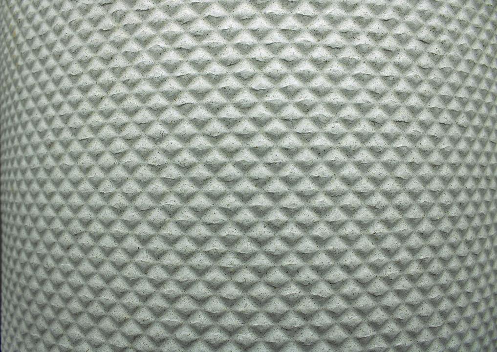 Neues Verpackungsmaterial: Graspapier als plastikfreies Polstermaterial