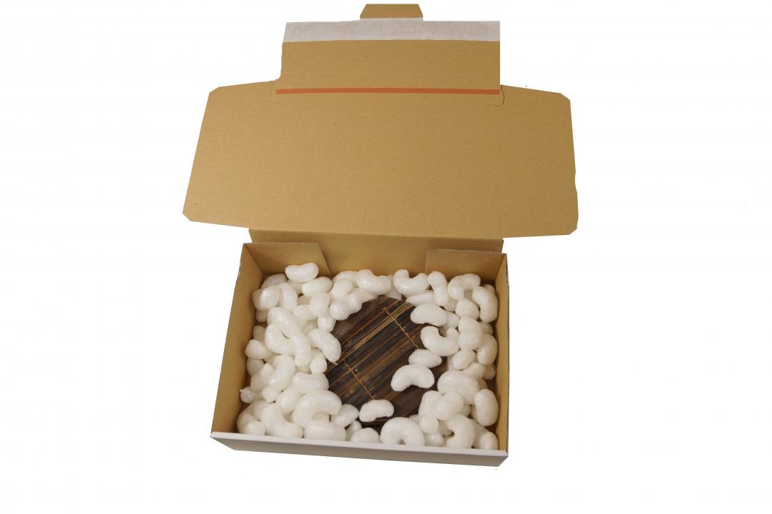 *Versandbeispiel weiße Verpackungschips