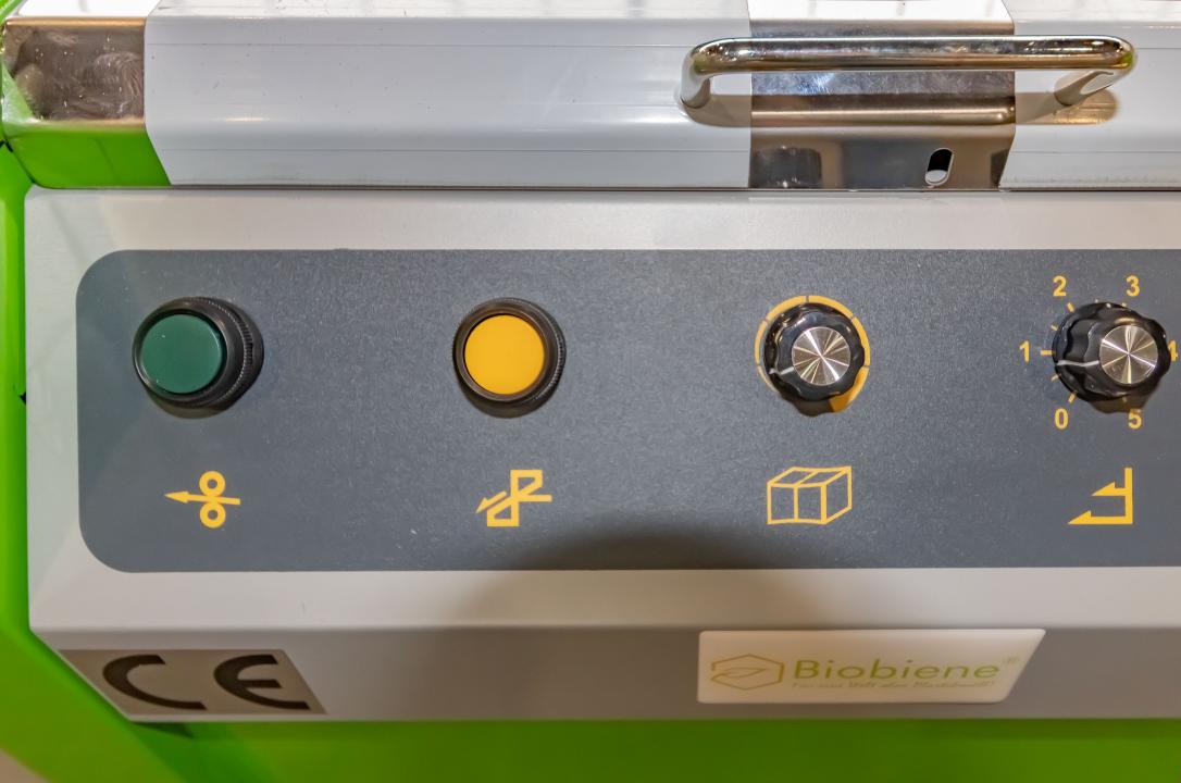 Umreifungsbandautomat inklusive Papier-Umreifungband 12mm / 2000m