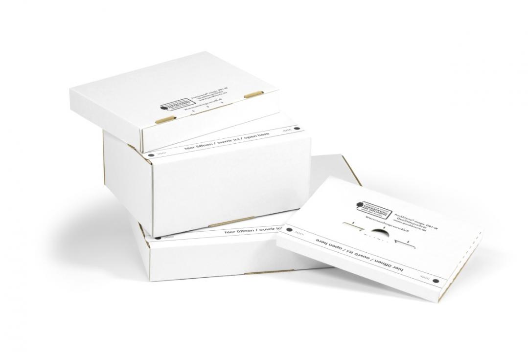 weiße Postkartons der Packbiene® Magic Reihe